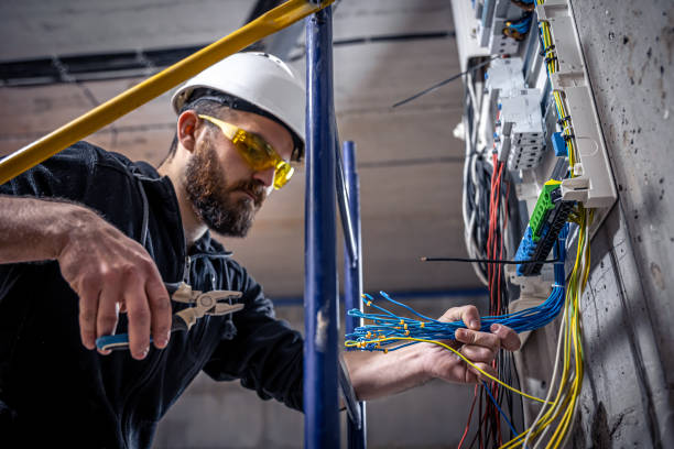 Best Electrician Near Me  in Davenport, FL